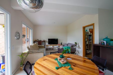 Casa para alugar com 160m², 3 quartos e 3 vagas Casa para alugar com 160m², 3 quartos e 3 vagasSala