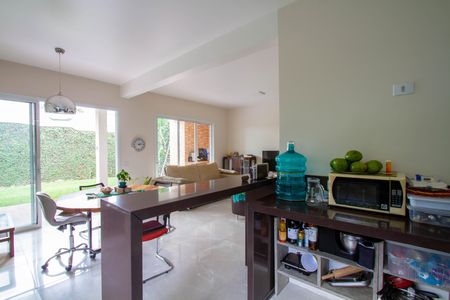 Casa para alugar com 160m², 3 quartos e 3 vagas Casa para alugar com 160m², 3 quartos e 3 vagasCozinha