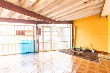 Casa à venda com 110m², 3 quartos e 2 vagas Casa à venda com 110m², 3 quartos e 2 vagasGaragem