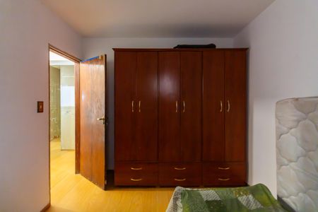 Casa à venda com 110m², 3 quartos e 2 vagas Casa à venda com 110m², 3 quartos e 2 vagasQuarto 2