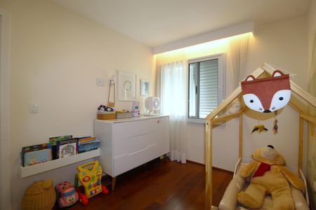 Apartamento à venda com 135m², 3 quartos e 1 vagaQuarto 2