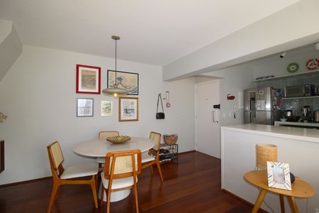 Apartamento à venda com 135m², 3 quartos e 1 vagaSala