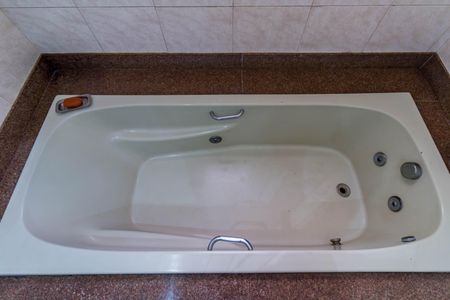 Apartamento à venda com 170m², 3 quartos e 3 vagasBanheiro - Quarto 3