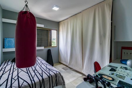 Apartamento à venda com 170m², 3 quartos e 3 vagasQuarto 2
