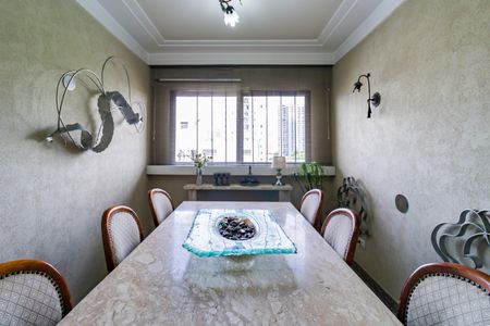 Apartamento à venda com 170m², 3 quartos e 3 vagasCopa