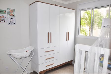 Apartamento à venda com 44m², 2 quartos e 1 vagaQuarto 02