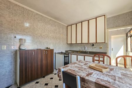 Casa para alugar com 402m², 7 quartos e 6 vagasCozinha 2