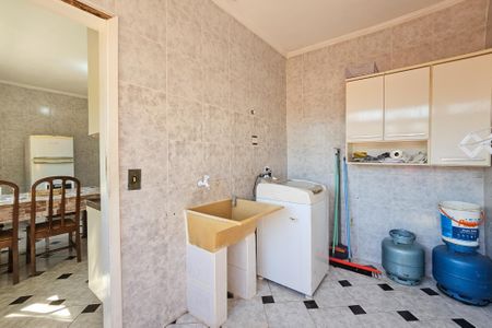 Casa para alugar com 402m², 7 quartos e 6 vagasÁrea de serviço 2