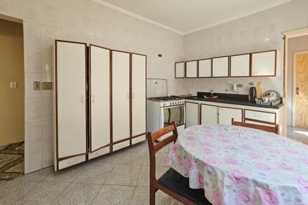 Casa para alugar com 402m², 7 quartos e 6 vagasCozinha 1