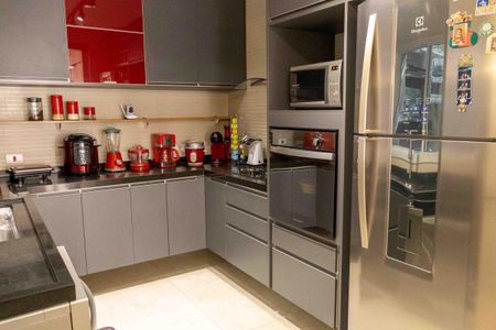 Casa de condomínio para alugar com 140m², 3 quartos e 2 vagas Casa de condomínio para alugar com 140m², 3 quartos e 2 vagasCozinha