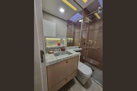 Casa de condomínio para alugar com 140m², 3 quartos e 2 vagas Casa de condomínio para alugar com 140m², 3 quartos e 2 vagasBanheiro