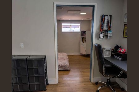 Casa de condomínio para alugar com 140m², 3 quartos e 2 vagas Casa de condomínio para alugar com 140m², 3 quartos e 2 vagasEscritório