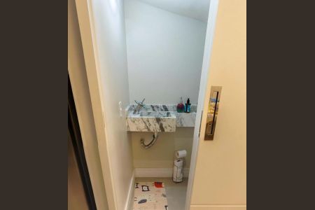 Casa de condomínio para alugar com 140m², 3 quartos e 2 vagas Casa de condomínio para alugar com 140m², 3 quartos e 2 vagasLavabo