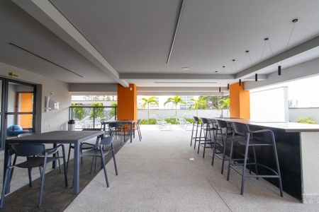 Apartamento para alugar com 42m², 1 quarto e 1 vaga Apartamento para alugar com 42m², 1 quarto e 1 vagaÁrea comum - Salão de festas
