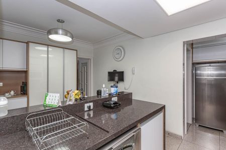 Apartamento à venda com 310m², 5 quartos e 4 vagasCozinha