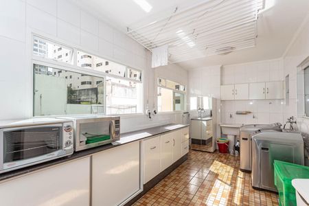 Apartamento à venda com 310m², 5 quartos e 4 vagasCozinha