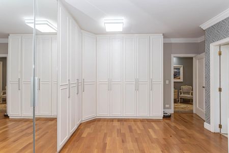 Apartamento à venda com 310m², 5 quartos e 4 vagasSuite 1