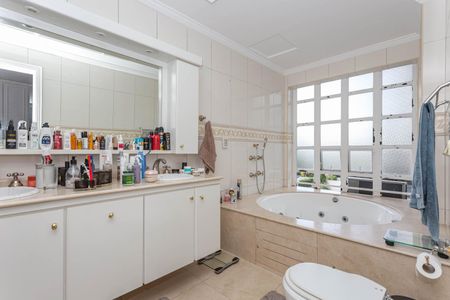 Apartamento à venda com 310m², 5 quartos e 4 vagasSuite 1