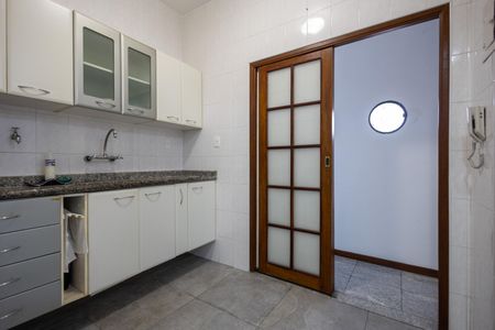 Apartamento à venda com 80m², 2 quartos e 1 vagaCozinha
