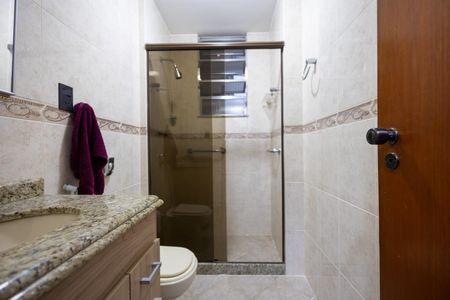 Apartamento à venda com 80m², 2 quartos e 1 vagaBanheiro