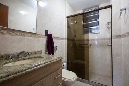 Apartamento à venda com 80m², 2 quartos e 1 vagaBanheiro