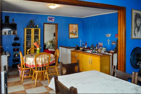 Casa à venda com 150m², 3 quartos e 1 vagasala