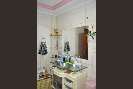 Casa à venda com 150m², 3 quartos e 1 vagaBanheiro