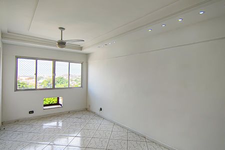 Apartamento para alugar com 70m², 3 quartos e 1 vaga Apartamento para alugar com 70m², 3 quartos e 1 vagaSala