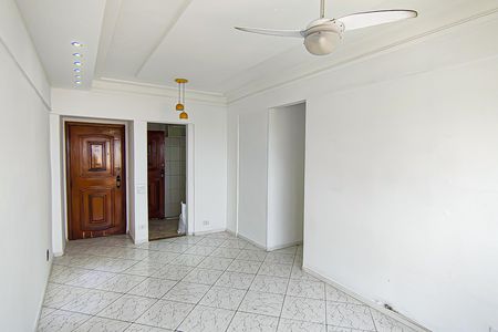 Apartamento para alugar com 70m², 3 quartos e 1 vaga Apartamento para alugar com 70m², 3 quartos e 1 vagaSala