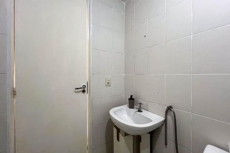Apartamento para alugar com 34m², 1 quarto e sem vaga Apartamento para alugar com 34m², 1 quarto e sem vagaBanheiro