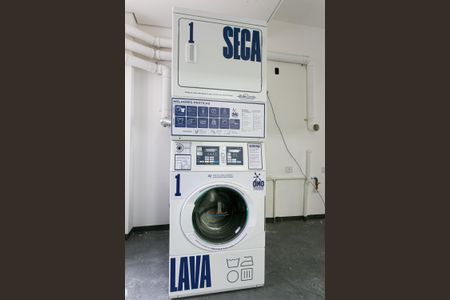 Studio para alugar com 30m², 1 quarto e sem vaga Studio para alugar com 30m², 1 quarto e sem vagaÁrea comum - Lavanderia