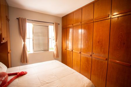 Casa à venda com 112m², 3 quartos e 2 vagas Casa à venda com 112m², 3 quartos e 2 vagasQuarto 2