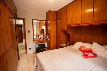 Casa à venda com 112m², 3 quartos e 2 vagas Casa à venda com 112m², 3 quartos e 2 vagasQuarto 2