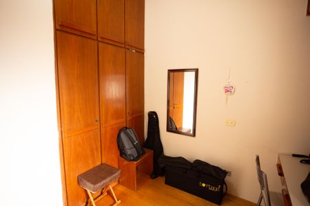 Casa à venda com 112m², 3 quartos e 2 vagas Casa à venda com 112m², 3 quartos e 2 vagasEscritório