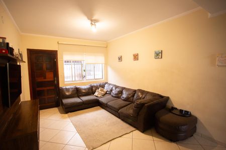 Casa à venda com 112m², 3 quartos e 2 vagas Casa à venda com 112m², 3 quartos e 2 vagasSala