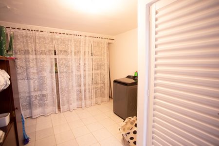 Casa à venda com 112m², 3 quartos e 2 vagas Casa à venda com 112m², 3 quartos e 2 vagasÁrea de Serviço