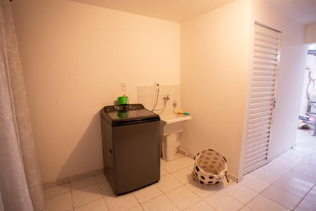 Casa à venda com 112m², 3 quartos e 2 vagas Casa à venda com 112m², 3 quartos e 2 vagasÁrea de Serviço