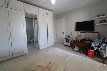 Apartamento para alugar com 186m², 3 quartos e 2 vagasSuíte