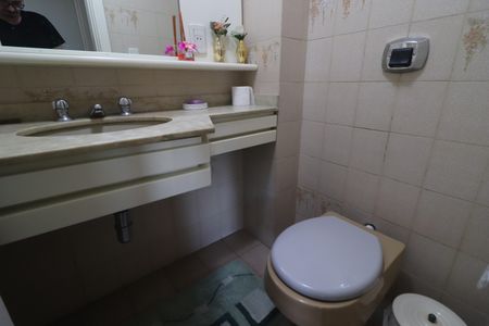 Apartamento para alugar com 186m², 3 quartos e 2 vagasBanheiro