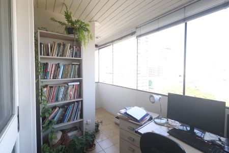 Apartamento para alugar com 186m², 3 quartos e 2 vagasSacada