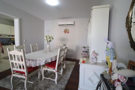Apartamento para alugar com 186m², 3 quartos e 2 vagasCopa