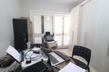 Apartamento para alugar com 186m², 3 quartos e 2 vagasQuarto 01