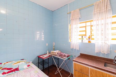 Casa à venda com 141m², 6 quartos e 1 vaga Casa à venda com 141m², 6 quartos e 1 vagaSuíte 2