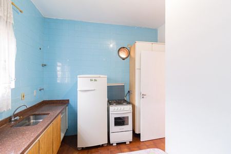 Casa à venda com 141m², 6 quartos e 1 vaga Casa à venda com 141m², 6 quartos e 1 vagaSuíte 2