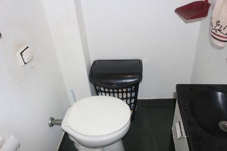 Casa à venda com 222m², 5 quartos e 3 vagasBanheiro da Suíte 1