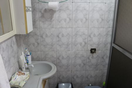 Casa à venda com 222m², 5 quartos e 3 vagasBanheiro 3