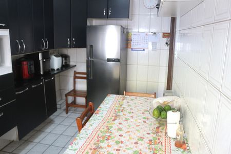 Casa à venda com 222m², 5 quartos e 3 vagasCozinha 3