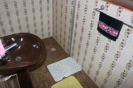 Casa à venda com 222m², 5 quartos e 3 vagasBanheiro 1