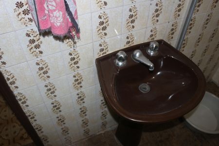 Casa à venda com 222m², 5 quartos e 3 vagasBanheiro 1