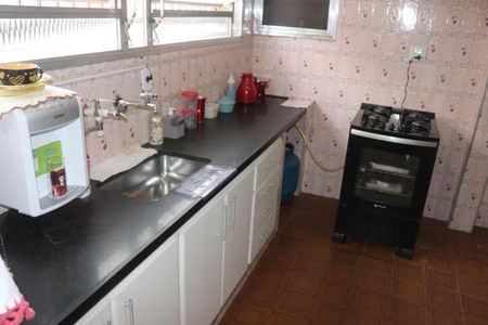 Casa à venda com 222m², 5 quartos e 3 vagasCozinha